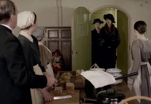 S2:E4 picture